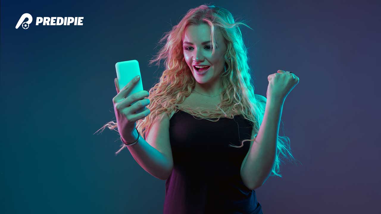 Mobile Apps: Empowering Enthusiasts On-the-Go